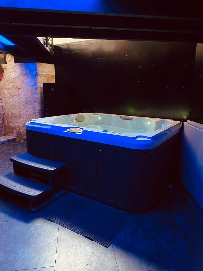 Mieuxqualhotel Jacuzzi Privatif La Retro Bordeaux Eksteriør bilde