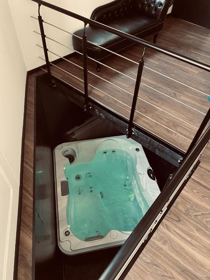 Mieuxqualhotel Jacuzzi Privatif La Retro Bordeaux Eksteriør bilde