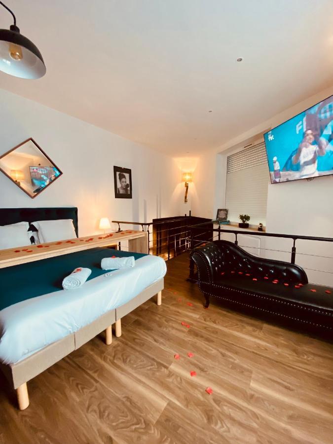 Mieuxqualhotel Jacuzzi Privatif La Retro Bordeaux Eksteriør bilde